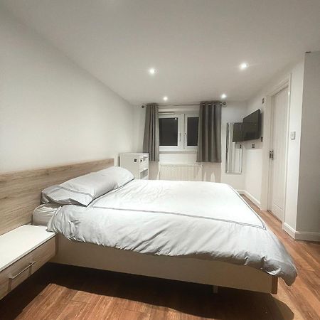 Spacious Private Room In Vibrant South London Thornton Heath Exterior foto
