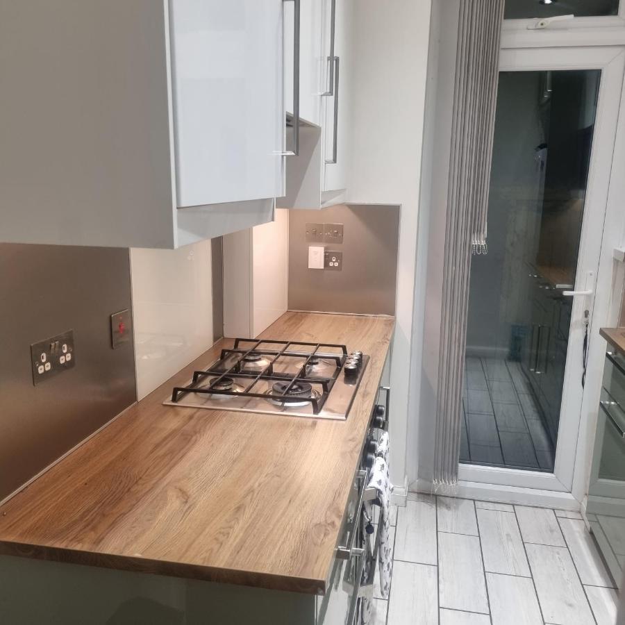 Spacious Private Room In Vibrant South London Thornton Heath Exterior foto