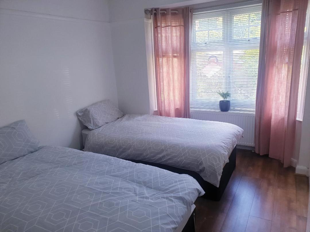 Spacious Private Room In Vibrant South London Thornton Heath Exterior foto