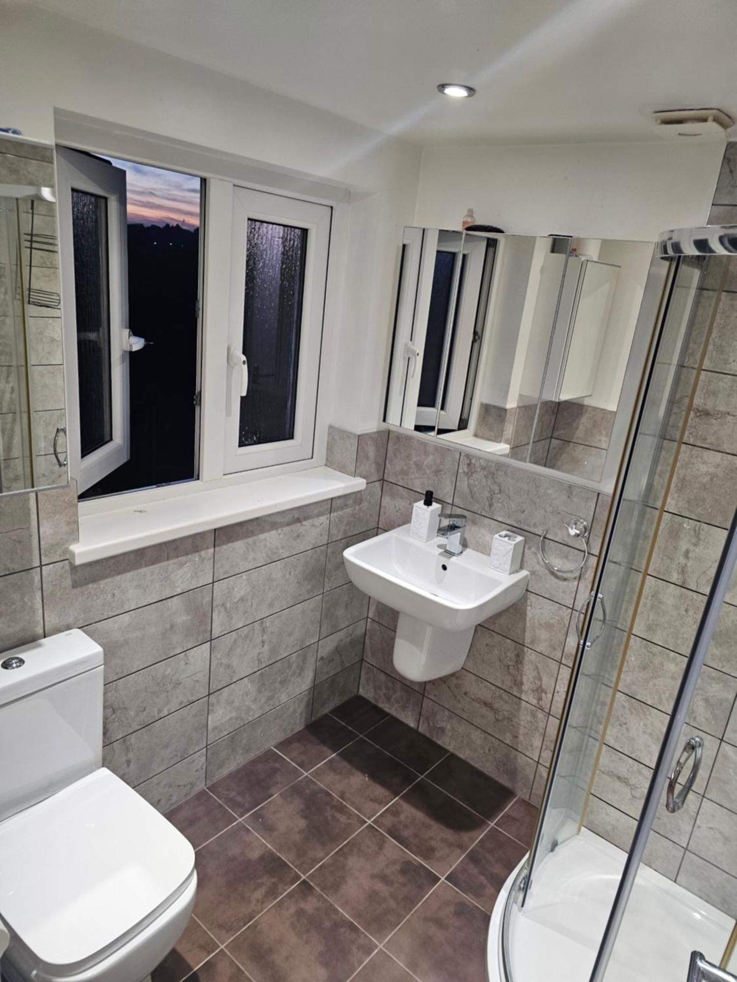 Spacious Private Room In Vibrant South London Thornton Heath Exterior foto